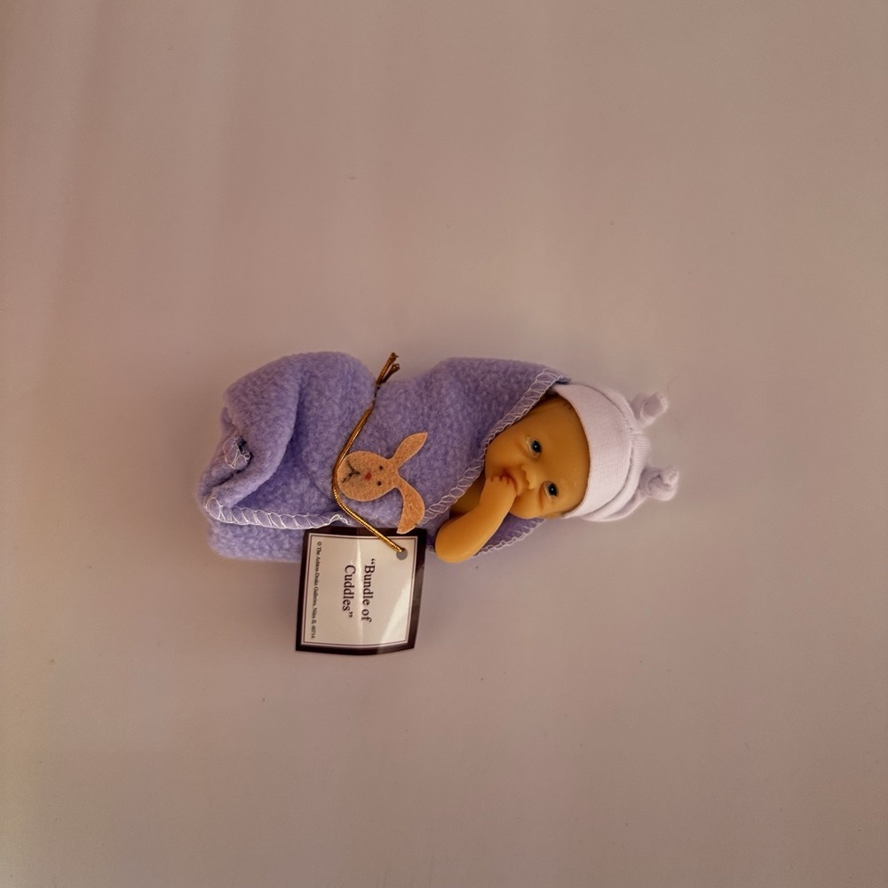 Ashton Drake Miniature Doll 4" Bundle Of Cuddles Heavenly Handfuls Baby Doll